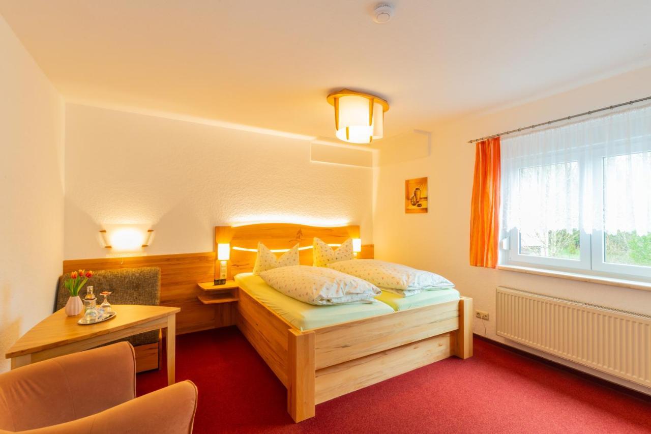 Rennsteighotel Gruener Baum シュミーデフェルト・アム・レンシュタイク エクステリア 写真