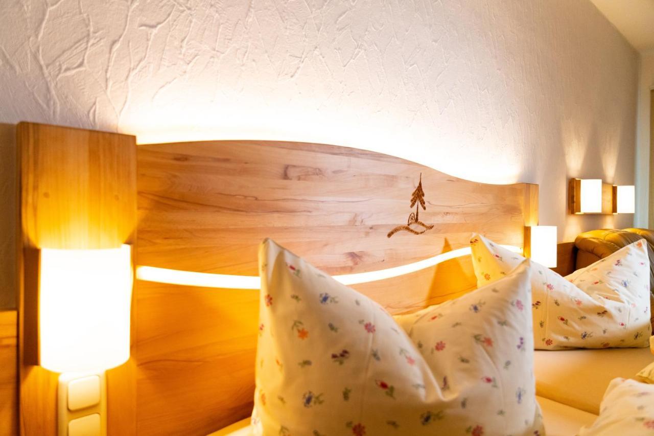 Rennsteighotel Gruener Baum シュミーデフェルト・アム・レンシュタイク エクステリア 写真